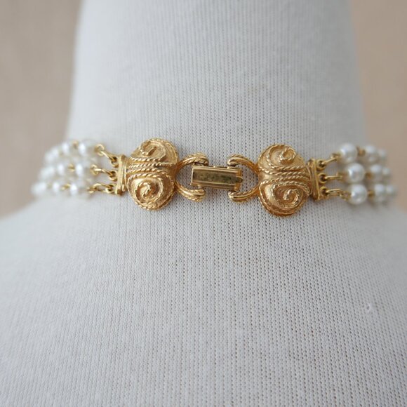 Gold-Tone Filigree Necklace with Pearl & Green Crystal - Picture 7 of 7